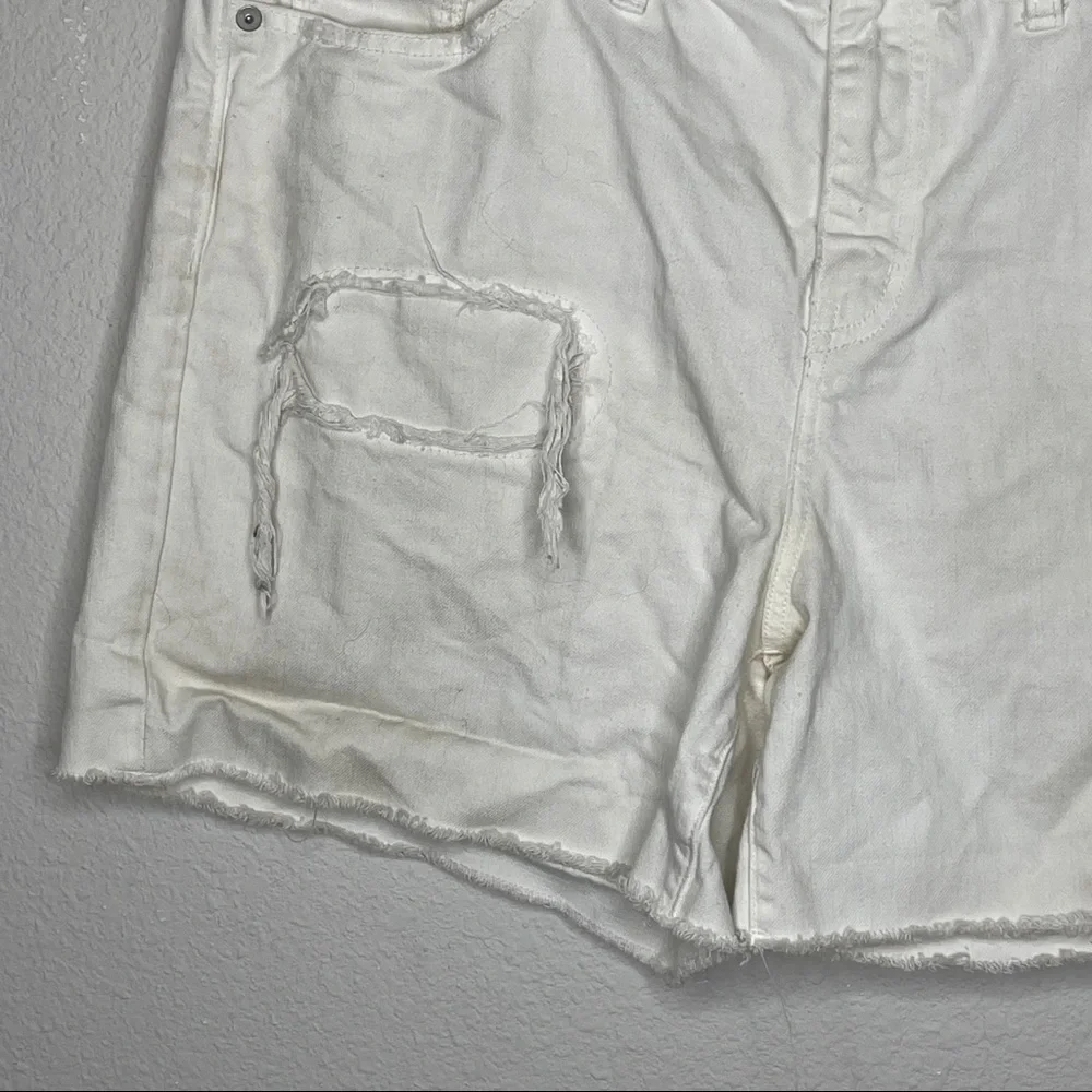 Madewell‎ Destroyed Denim Shorts White